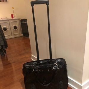 Black Patent Briefcase/Bag w/wheels!